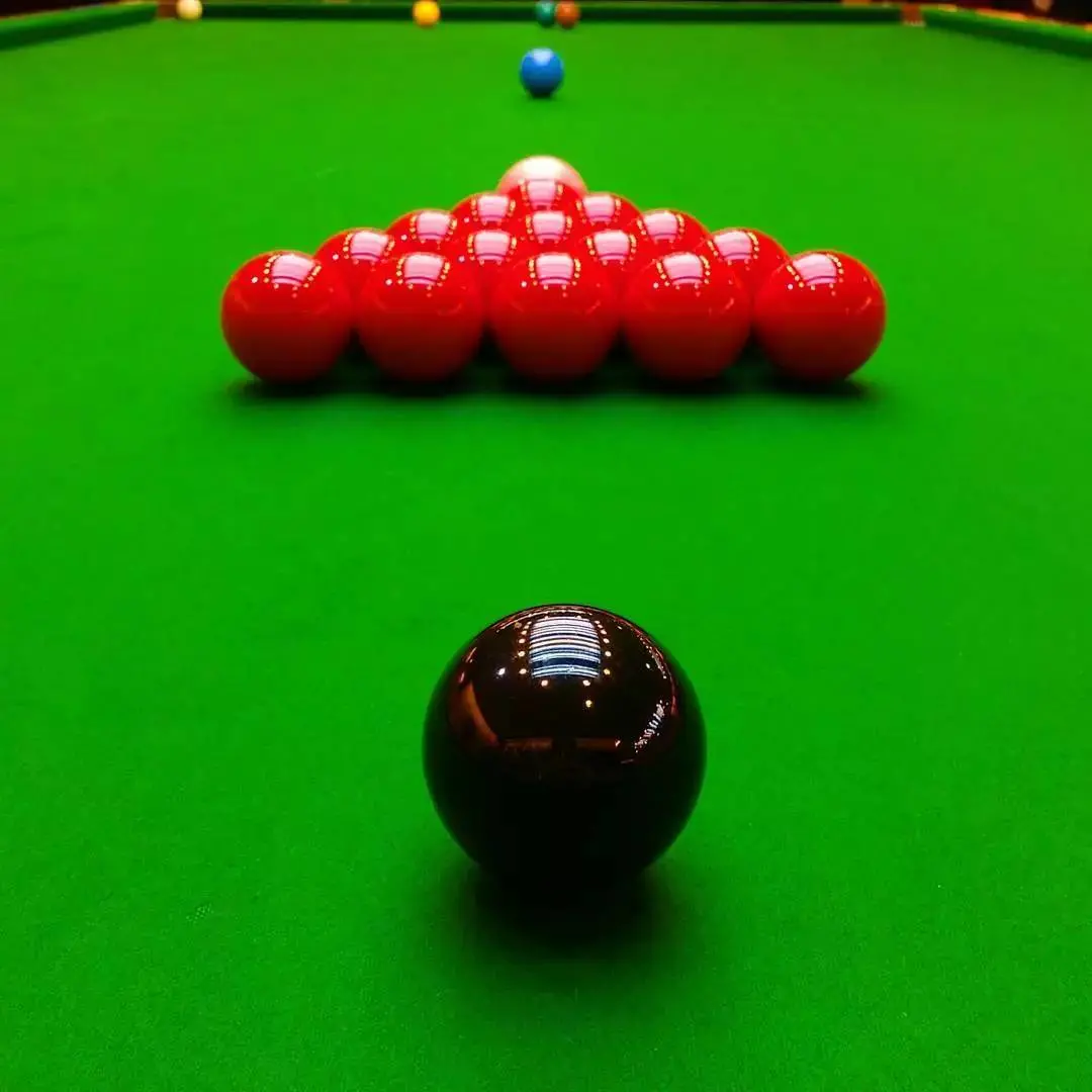 斯诺克英锦赛资格赛：乔·奥康纳VS斯蒂芬·马奎尔，谁能成功晋级？精彩对决不容错过！